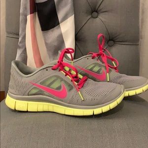 NIKE FREE RUN 3